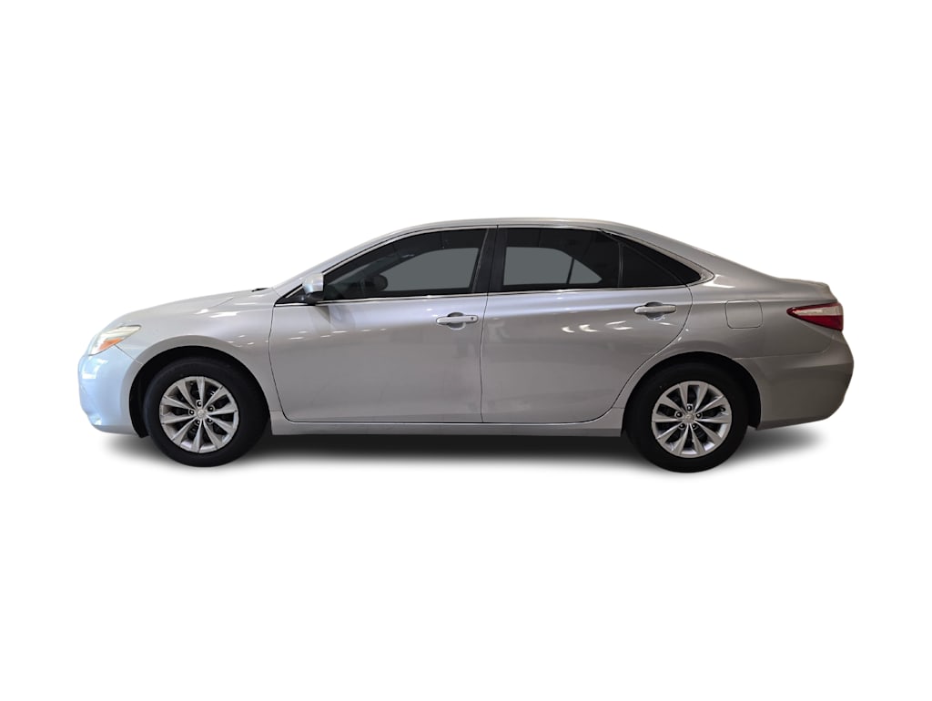 Thumbnail: 2016 Toyota Camry - 3