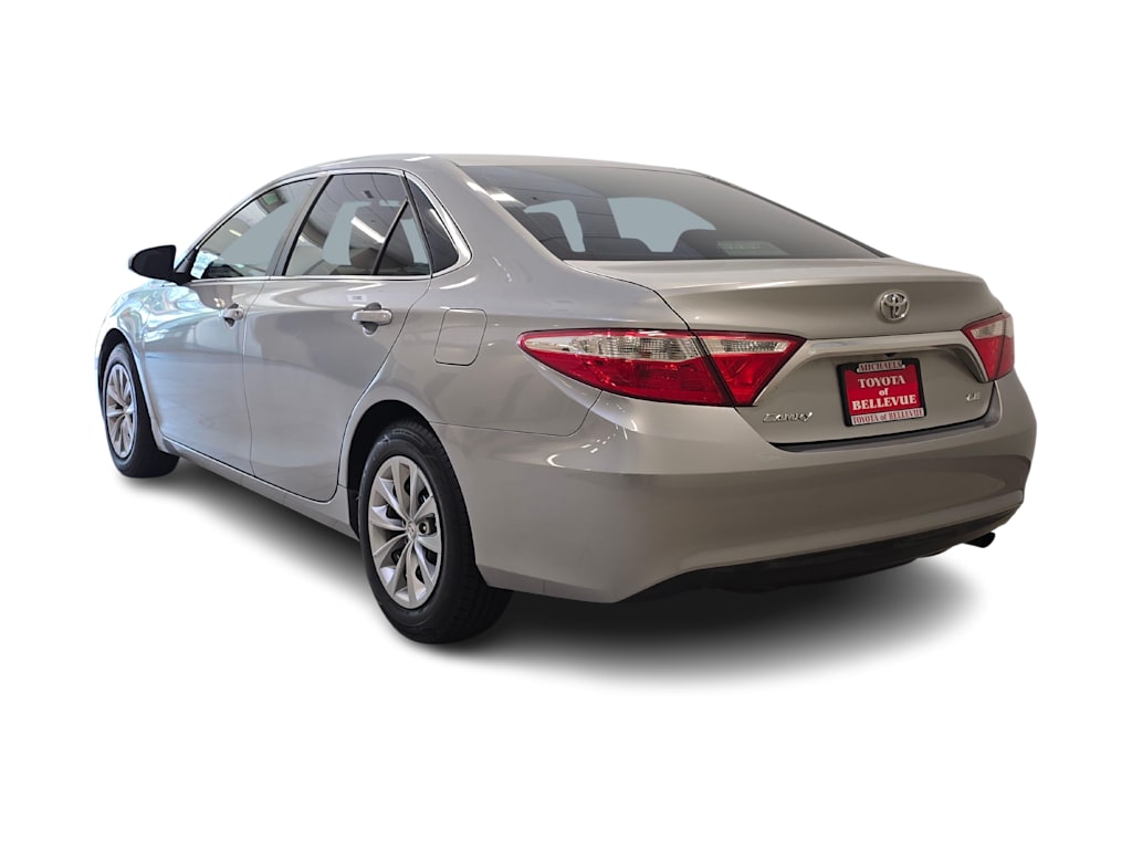 Thumbnail: 2016 Toyota Camry - 4