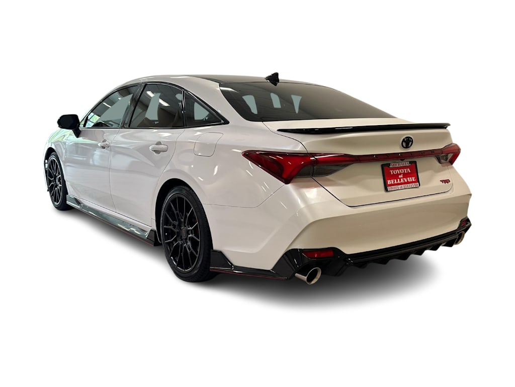 Thumbnail: 2021 Toyota Avalon - 4
