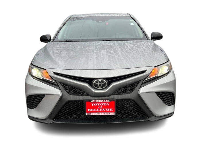 2020 Toyota Camry SE 6