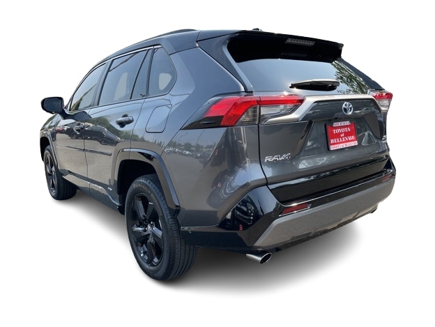 2021 Toyota RAV4 XSE 4