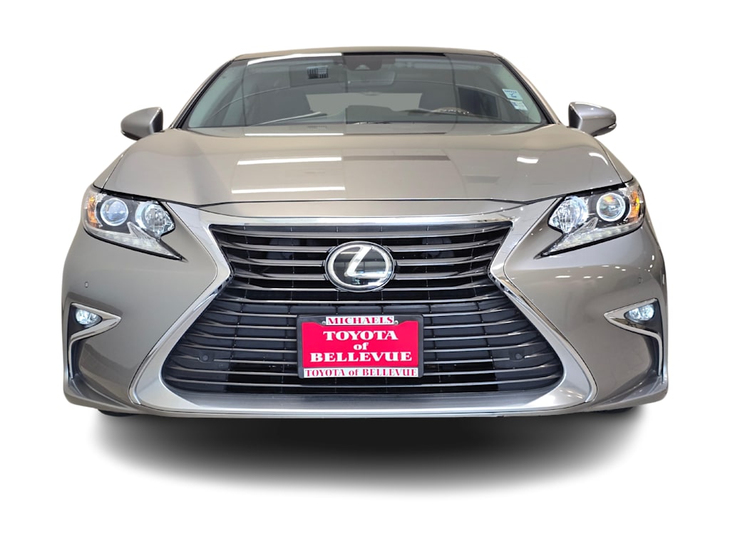 Thumbnail: 2016 Lexus ES - 6