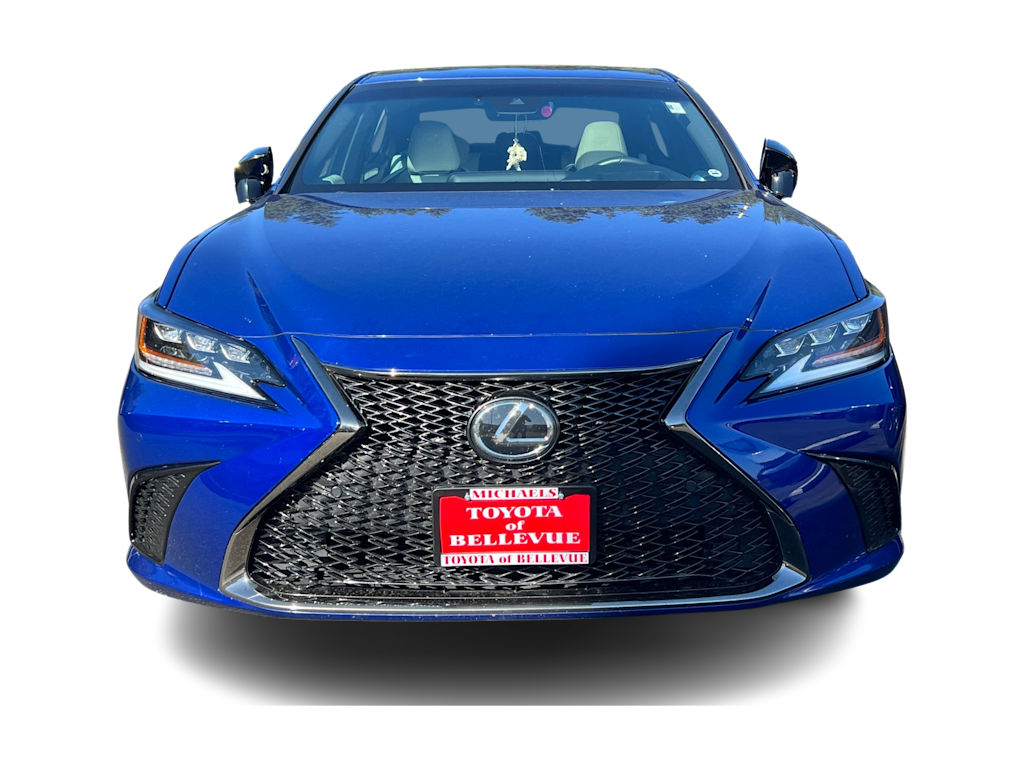 Thumbnail: 2021 Lexus ES - 4