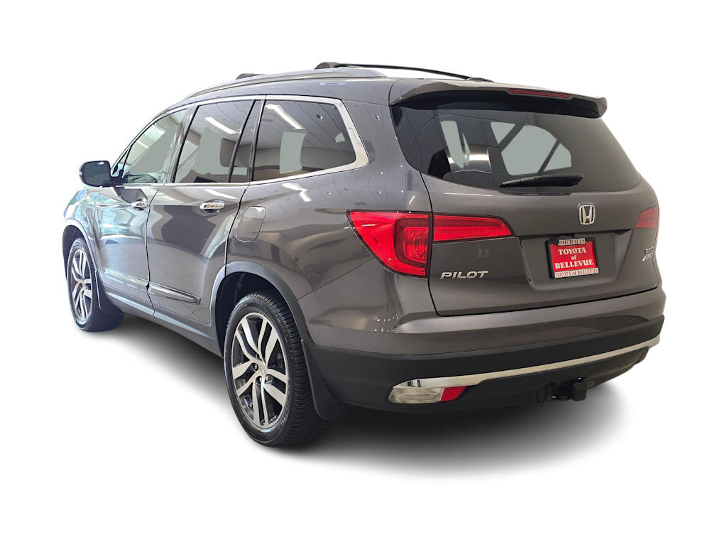 Thumbnail: 2017 Honda Pilot - 4