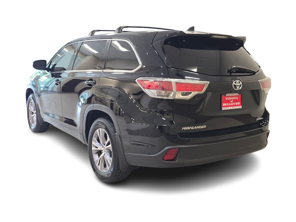 Thumbnail: 2016 Toyota Highlander - 4
