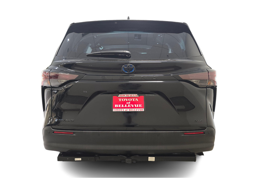 Thumbnail: 2025 Toyota Sienna - 5