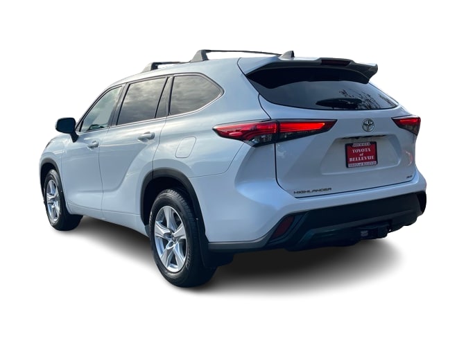 2022 Toyota Highlander L 4