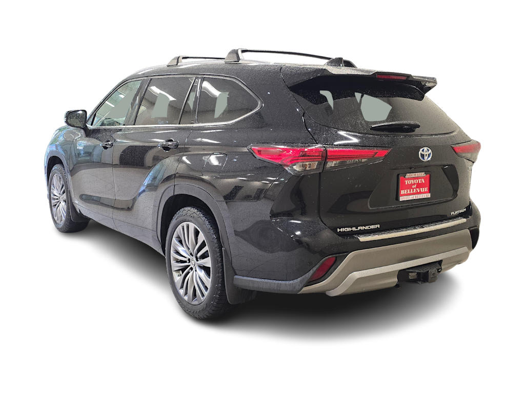 Thumbnail: 2021 Toyota Highlander - 4