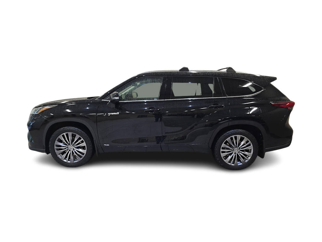 Thumbnail: 2021 Toyota Highlander - 3