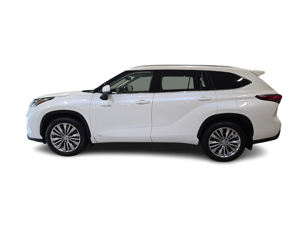 Thumbnail: 2020 Toyota Highlander - 3