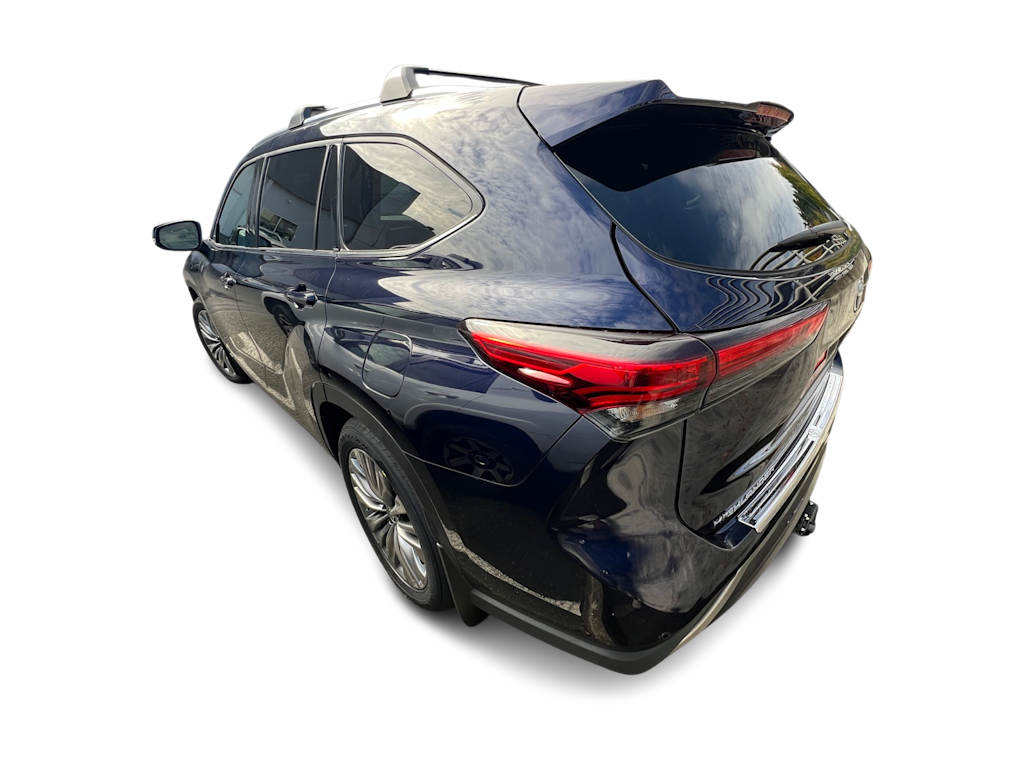 Thumbnail: 2022 Toyota Highlander - 2