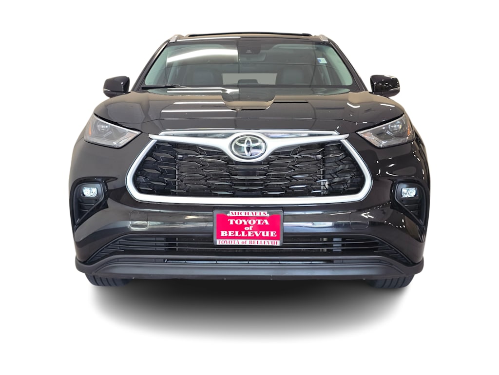 Thumbnail: 2022 Toyota Highlander - 6