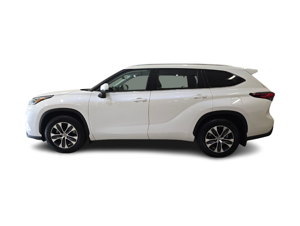 Thumbnail: 2020 Toyota Highlander - 3