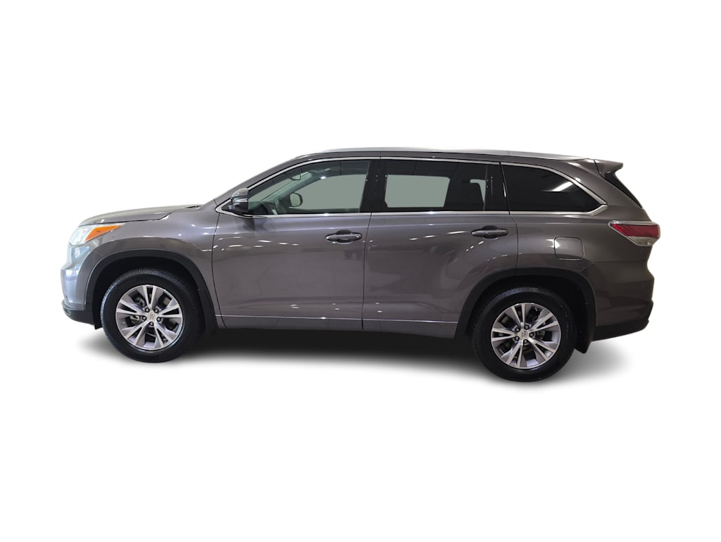 Thumbnail: 2014 Toyota Highlander - 3