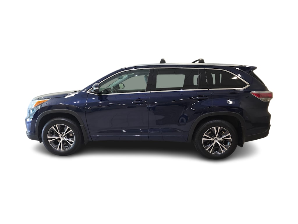 Thumbnail: 2016 Toyota Highlander - 3