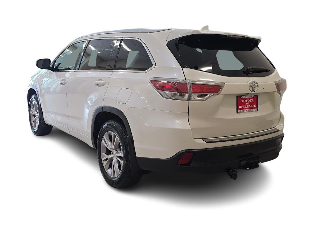 Thumbnail: 2015 Toyota Highlander - 4