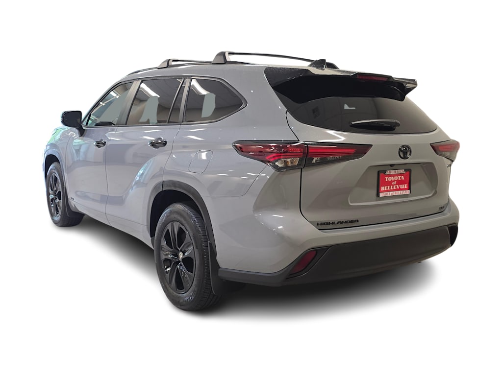 Thumbnail: 2025 Toyota Highlander - 4