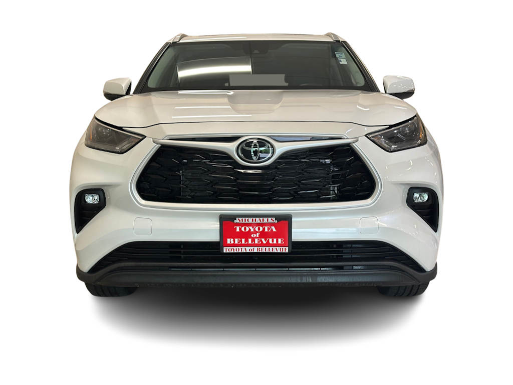 Thumbnail: 2023 Toyota Highlander - 6