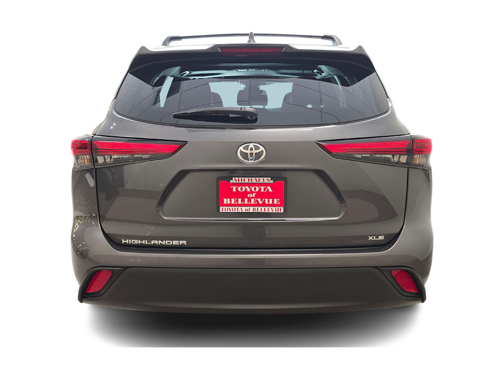 Thumbnail: 2023 Toyota Highlander - 5
