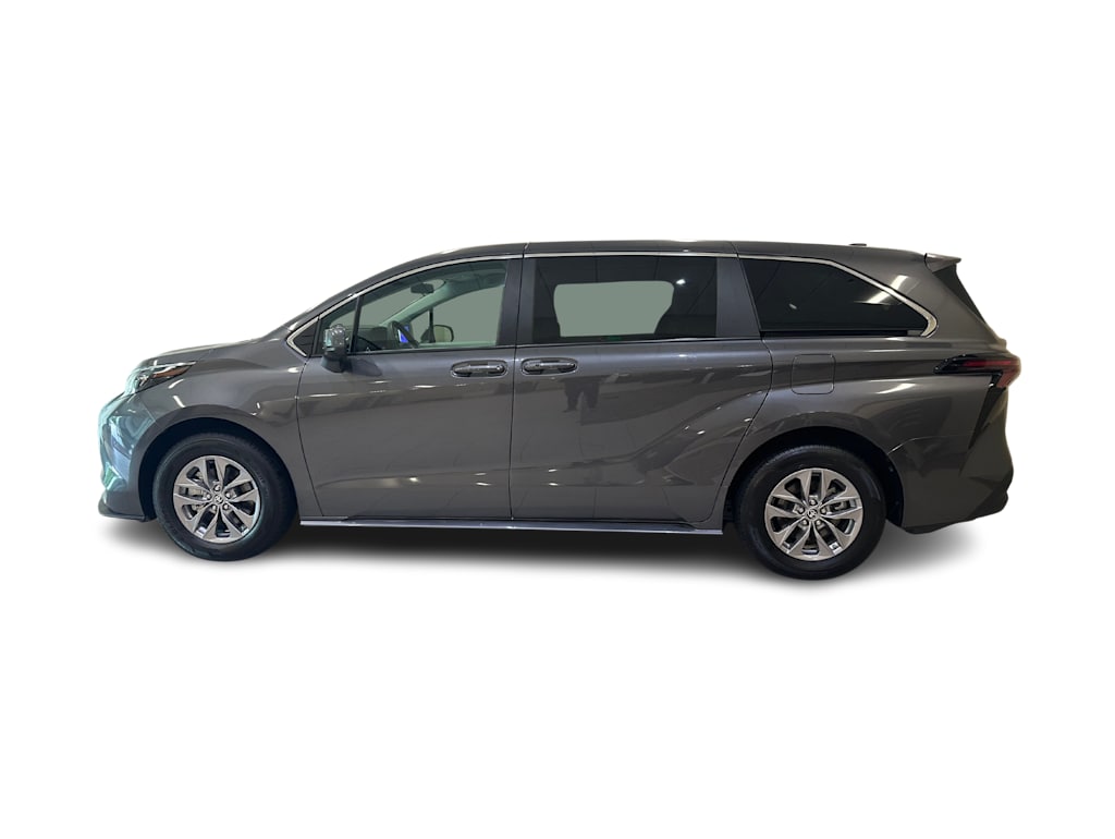 Thumbnail: 2025 Toyota Sienna - 3