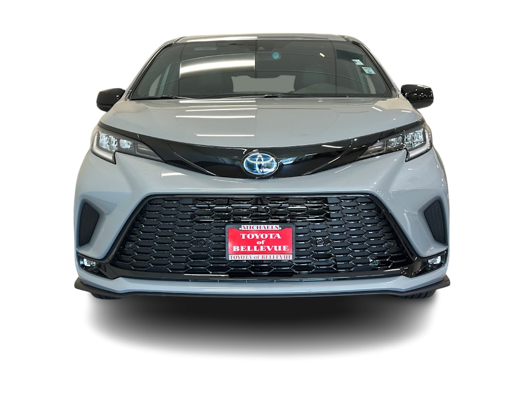 Thumbnail: 2025 Toyota Sienna - 6