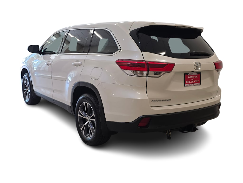 Thumbnail: 2019 Toyota Highlander - 4