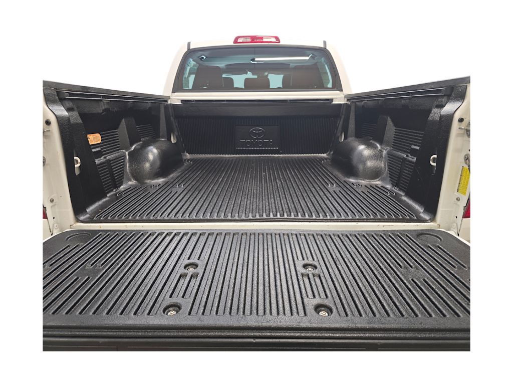 Thumbnail: 2018 Toyota Tundra - 18