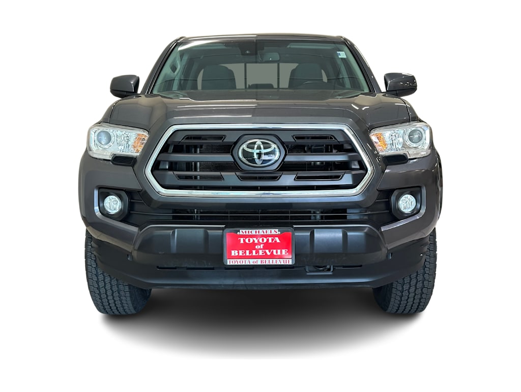 Thumbnail: 2019 Toyota Tacoma - 6