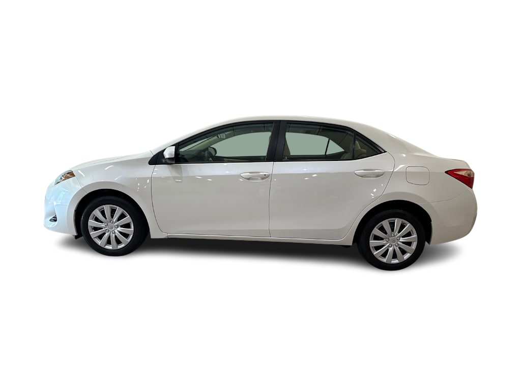Thumbnail: 2017 Toyota Corolla - 3