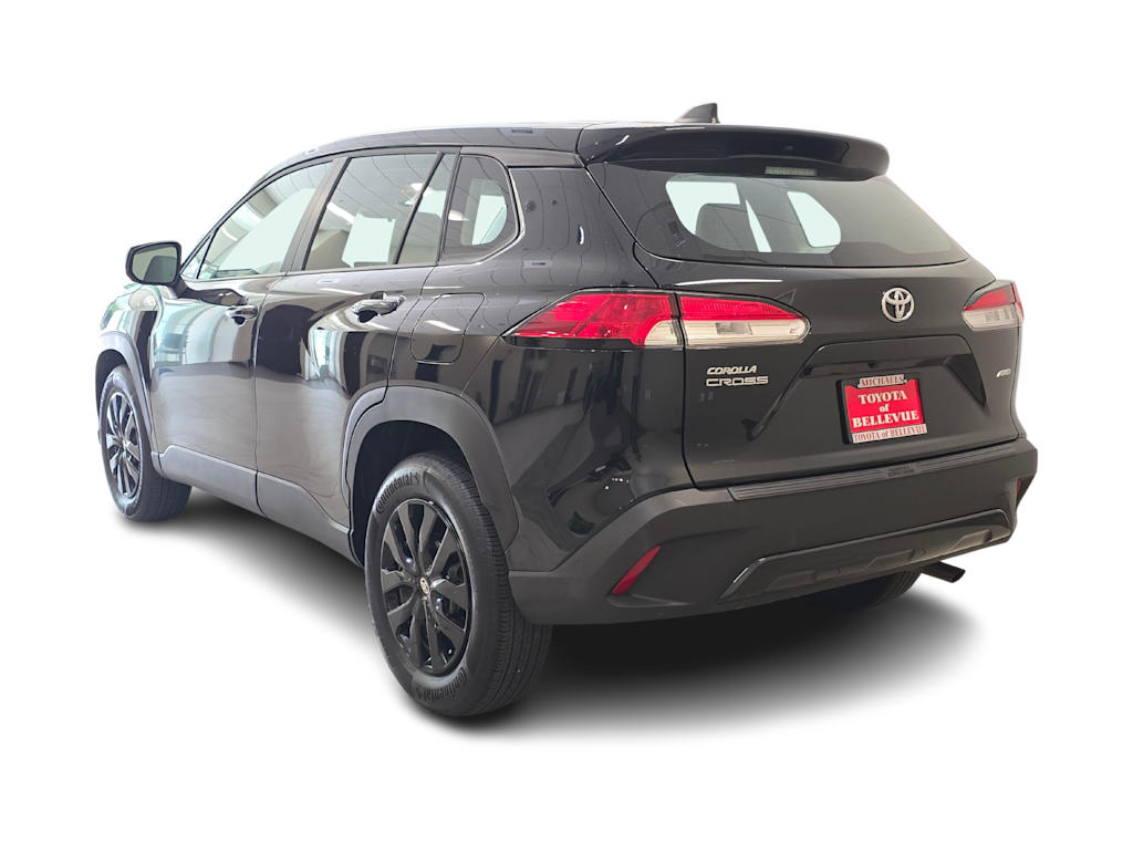Thumbnail: 2025 Toyota Corolla Cross - 4