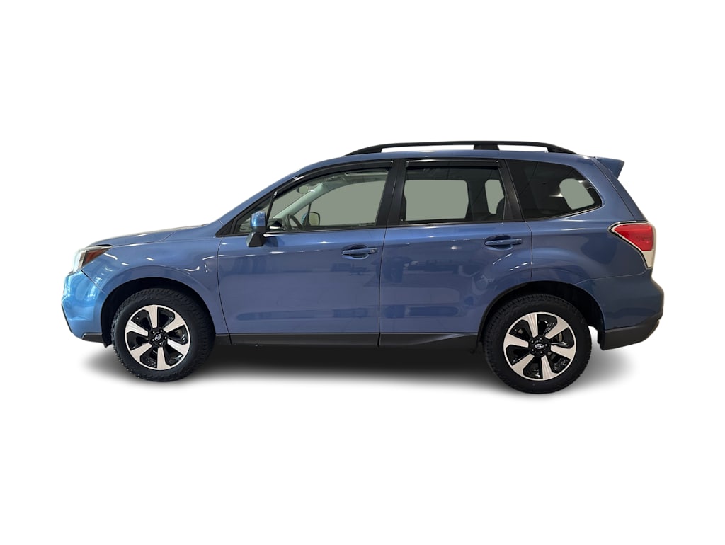 Thumbnail: 2018 Subaru Forester - 3