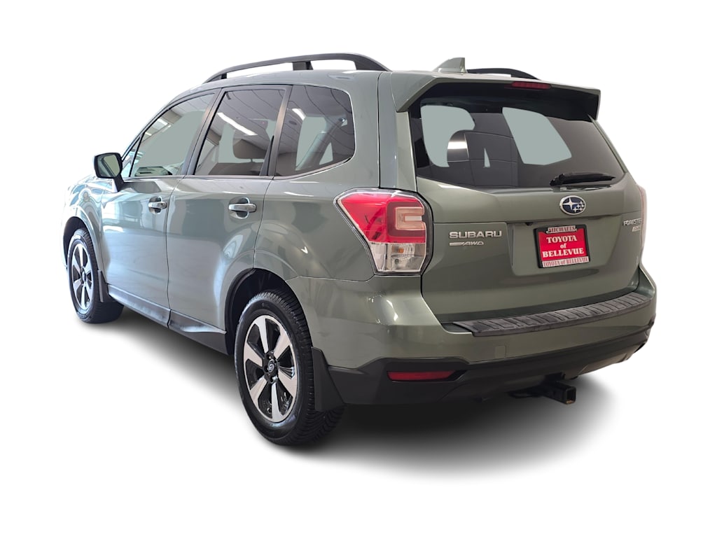 Thumbnail: 2017 Subaru Forester - 4