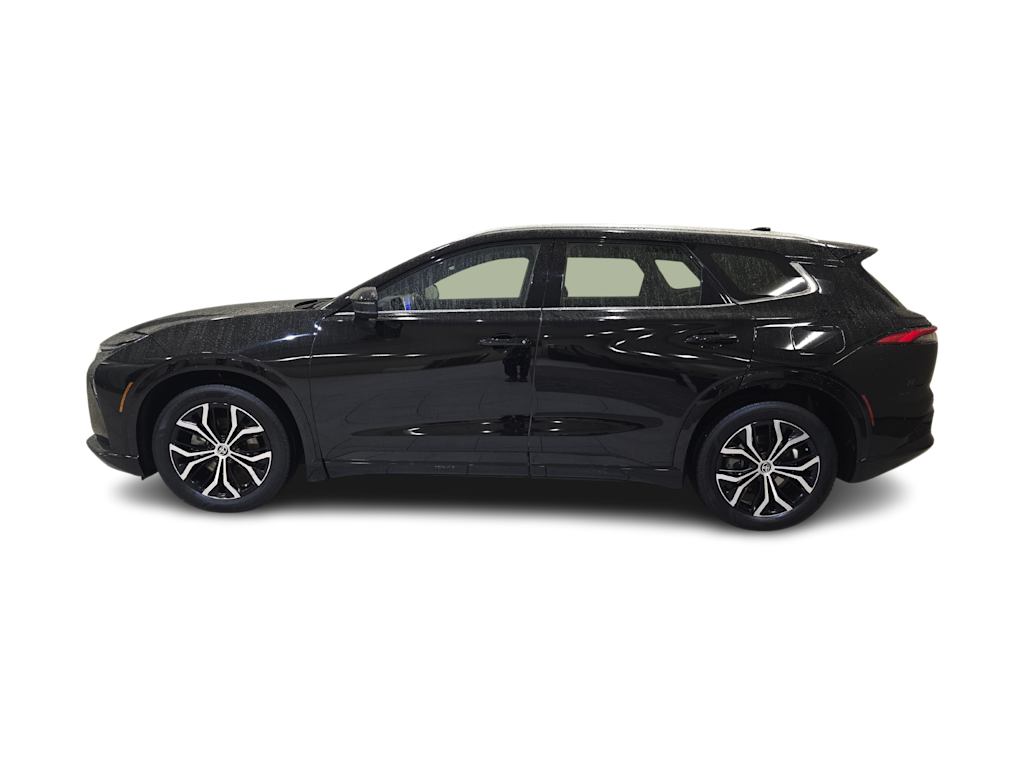 Thumbnail: 2025 Toyota Crown Signia - 3