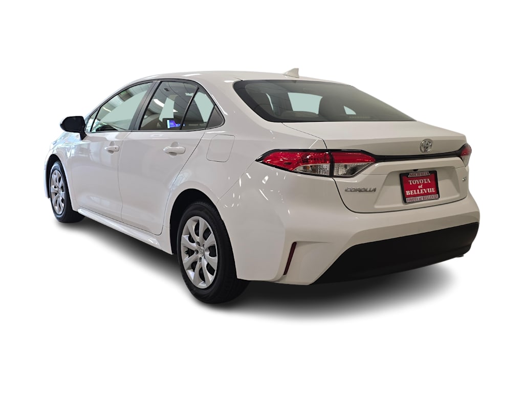 Thumbnail: 2024 Toyota Corolla - 4