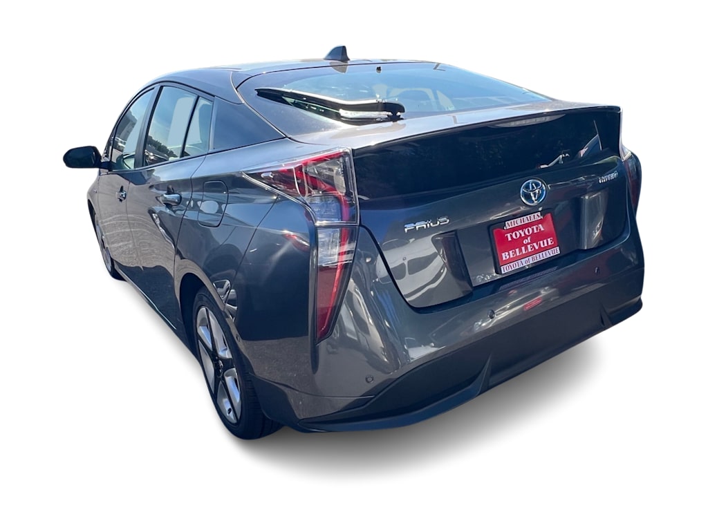 Thumbnail: 2016 Toyota Prius - 9