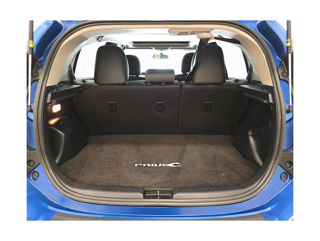 Thumbnail: 2015 Toyota Prius c - 19