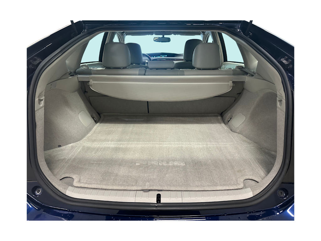Thumbnail: 2014 Toyota Prius - 18