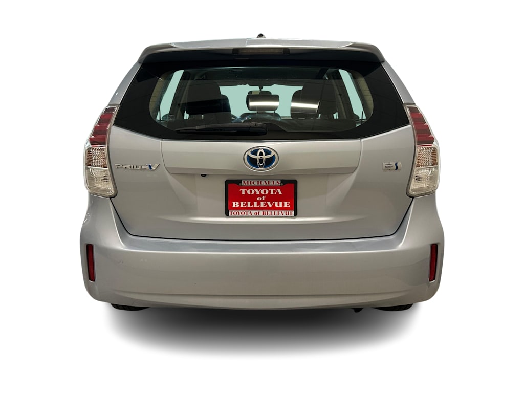Thumbnail: 2016 Toyota Prius v - 5