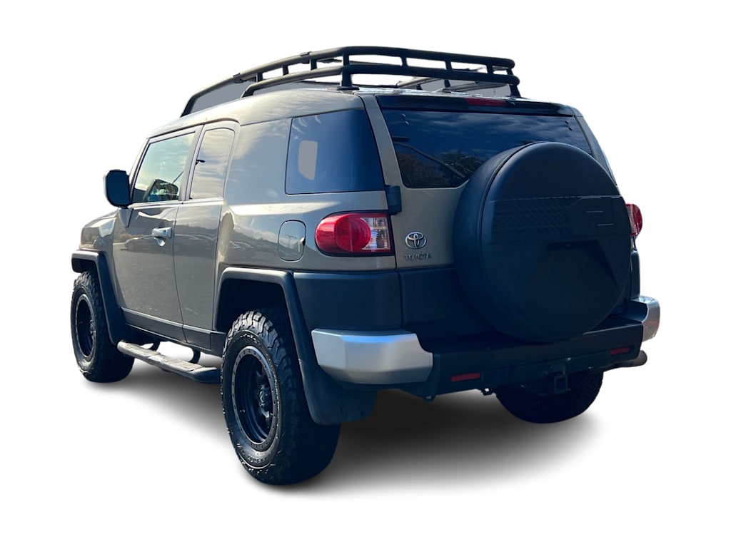 Thumbnail: 2011 Toyota FJ Cruiser - 3