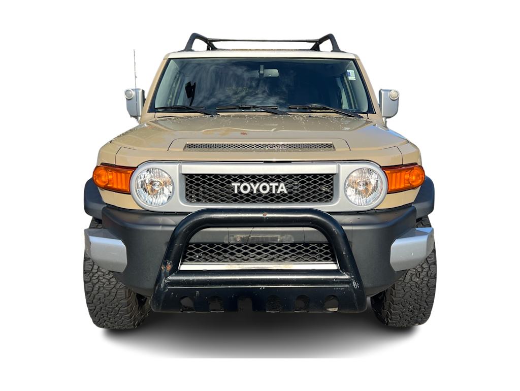 Thumbnail: 2011 Toyota FJ Cruiser - 5