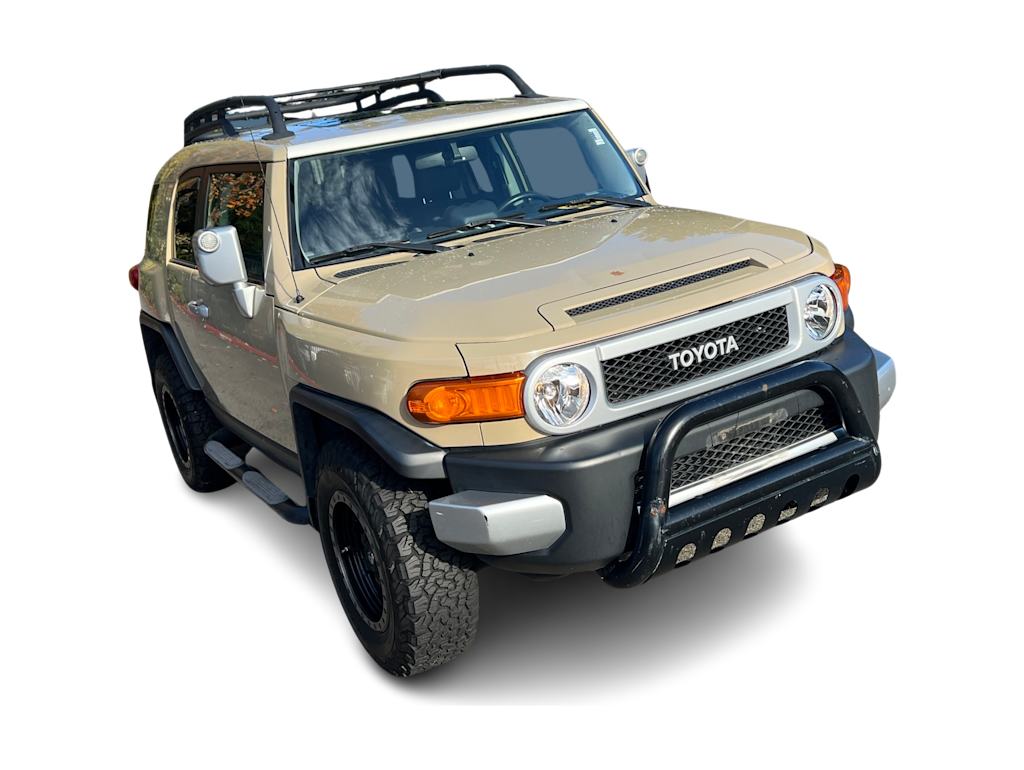 Thumbnail: 2011 Toyota FJ Cruiser - 8