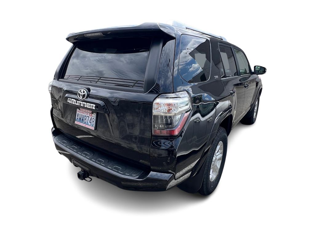 Thumbnail: 2015 Toyota 4Runner - 10