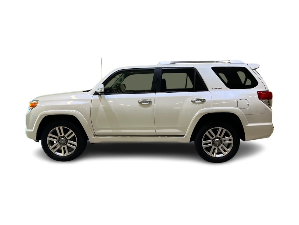 Thumbnail: 2012 Toyota 4Runner - 3