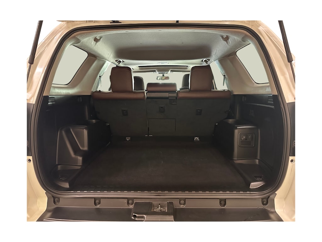 Thumbnail: 2018 Toyota 4Runner - 19