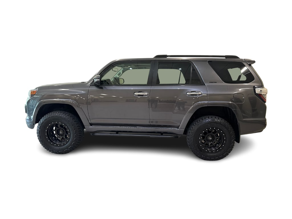 Thumbnail: 2019 Toyota 4Runner - 3