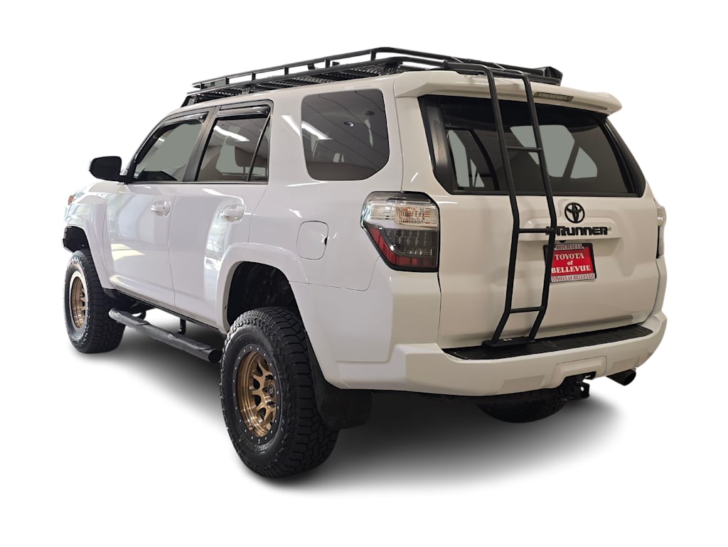 Thumbnail: 2017 Toyota 4Runner - 4