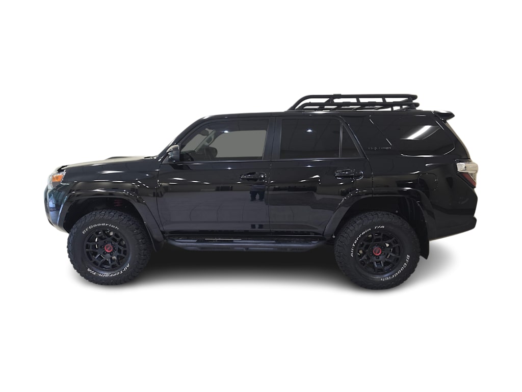 Thumbnail: 2021 Toyota 4Runner - 3