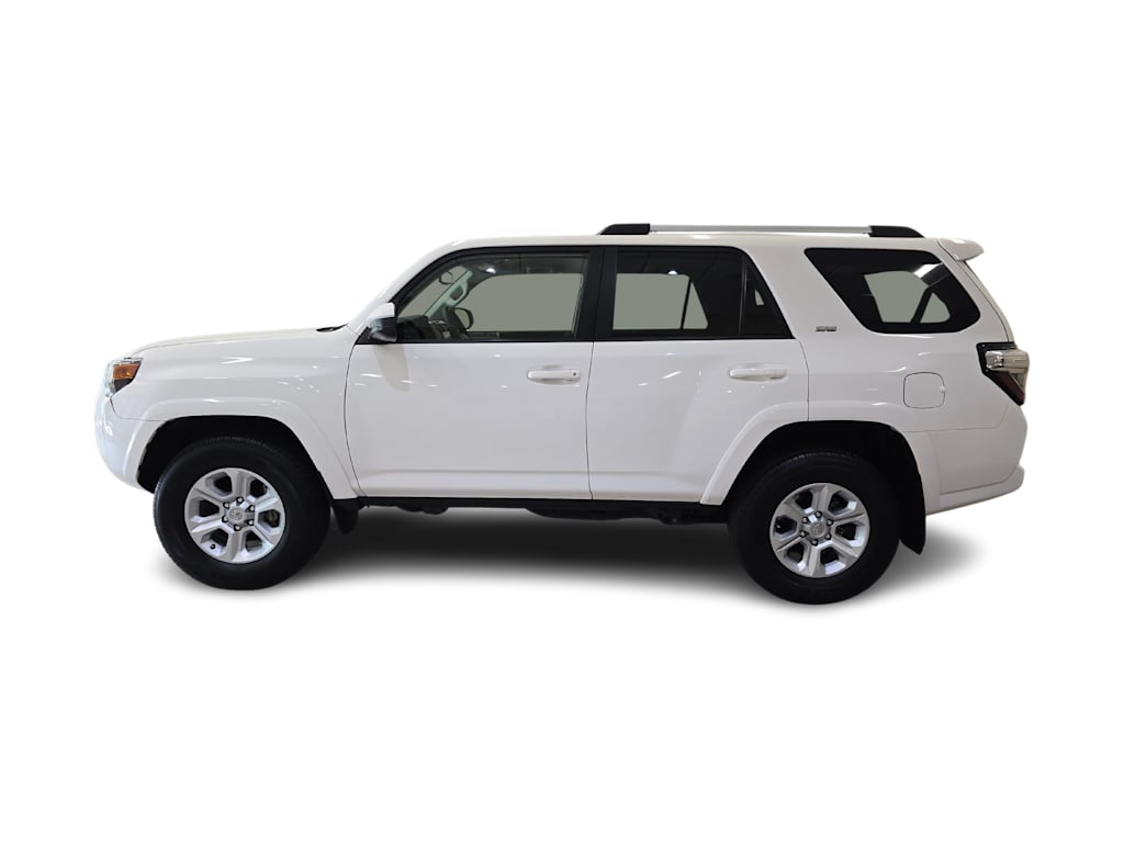 Thumbnail: 2022 Toyota 4Runner - 3