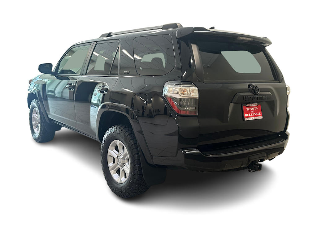 Thumbnail: 2022 Toyota 4Runner - 4