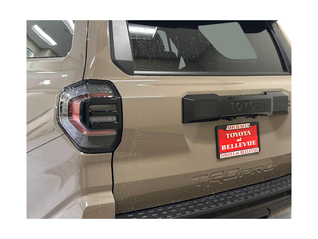 Thumbnail: 2025 Toyota 4Runner - 21